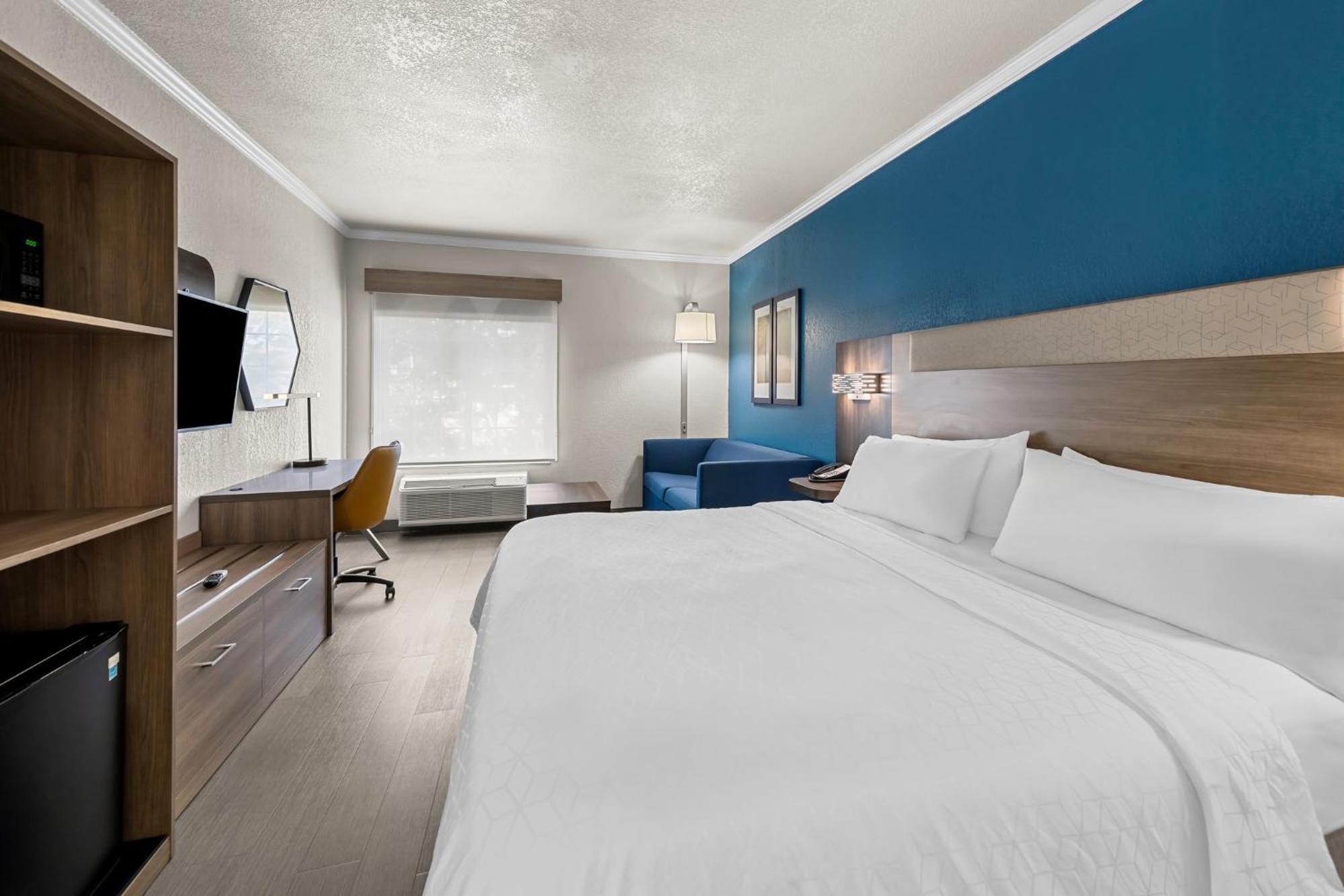 Holiday Inn Express Saint Simons Island By Ihg St. Simons Island Exterior photo