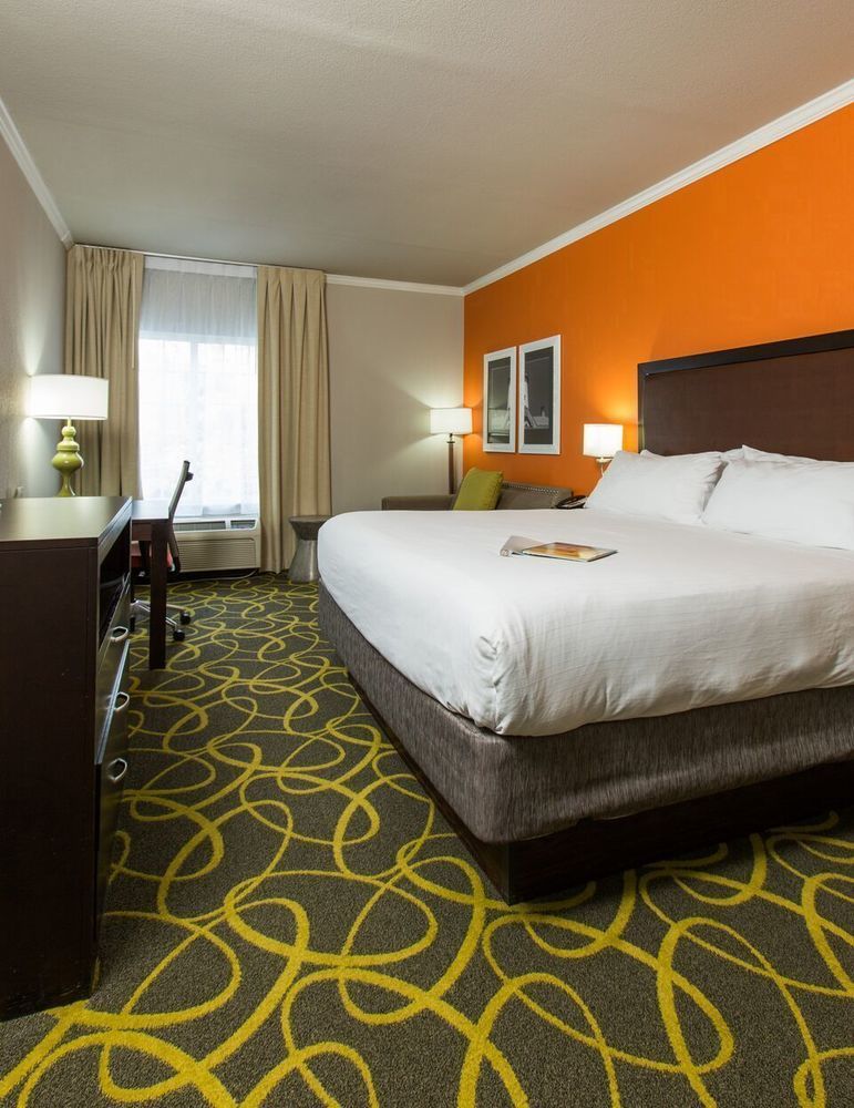 Holiday Inn Express Saint Simons Island By Ihg St. Simons Island Exterior photo